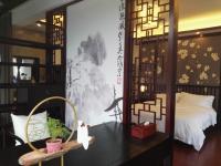 墨緣精品套房書房1